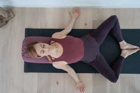 Yin Yoga - relax & restore