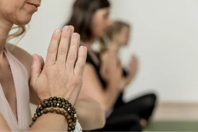 Sanfter und meditativer Yoga für alle